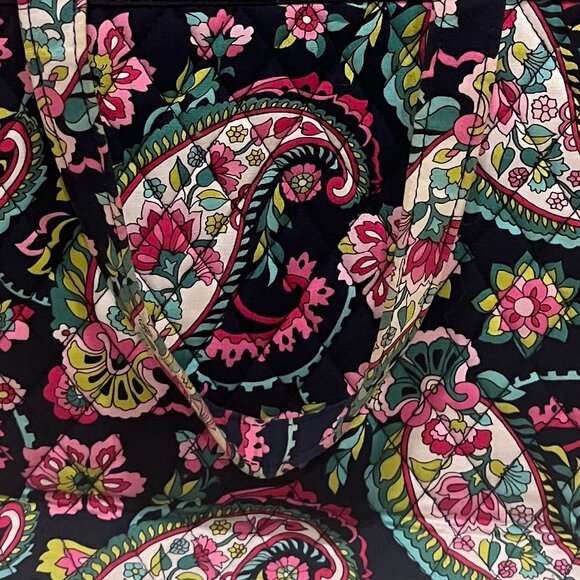 Vera Bradley Large Glenna Tote Blue Island Medallion NWT - Etsy Vera Bradley tote